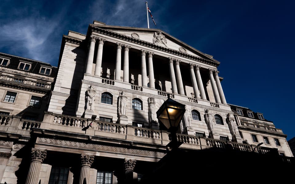 UK borrowing costs held at 5.25% as Bank of England downgrades economic outlook